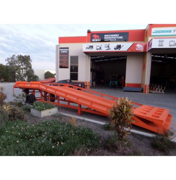 DR8 - Dock Ramp  - 8 Ton / Air Tyres