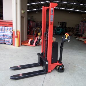FE16N - Full Electric Narrow 1.5Ton/1.6M