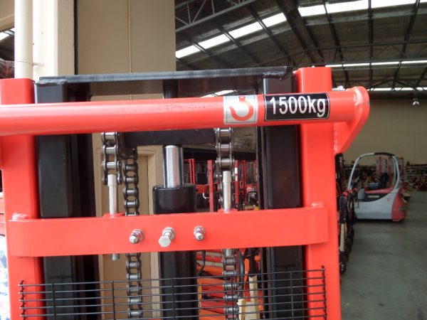 FE30N - Full Electric Narrow 1.5Ton/3.0M