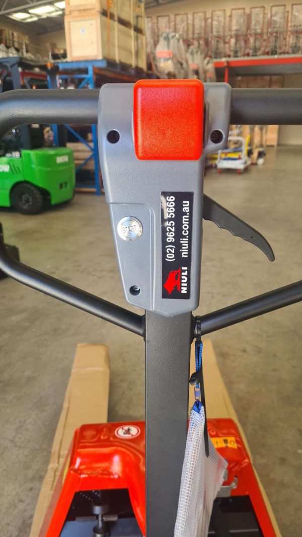 PGE15 (EPT20-15EHJ) - Semi-Electric 1.5Ton Narrow