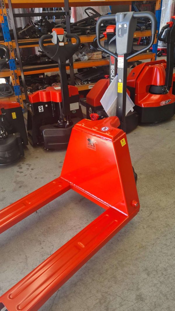 PGE15 (EPT20-15EHJ) - Semi-Electric 1.5Ton Narrow
