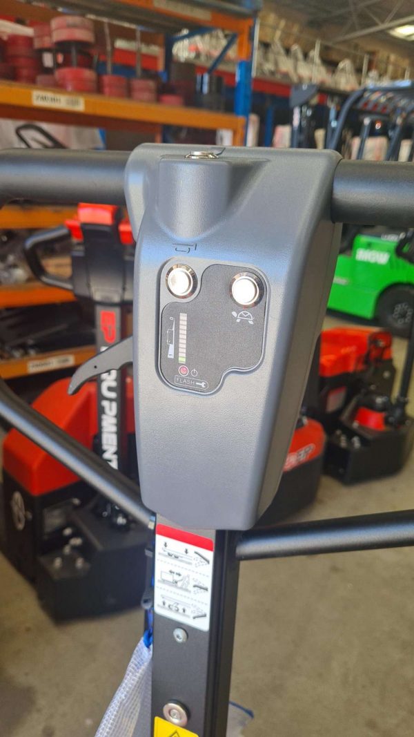 PGE15 (EPT20-15EHJ) - Semi-Electric 1.5Ton Narrow