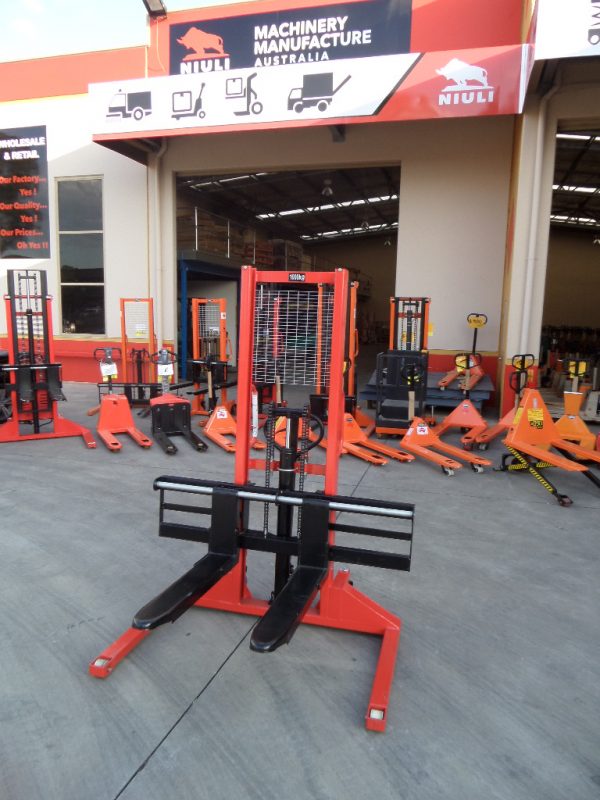 S10W - Manual Straddle Stacker 1Ton/1.6m