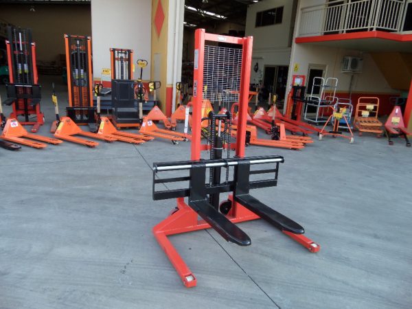 S10W - Manual Straddle Stacker 1Ton/1.6m
