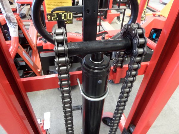 S15N Manual Narrow Stacker 1.5Ton/1.6m
