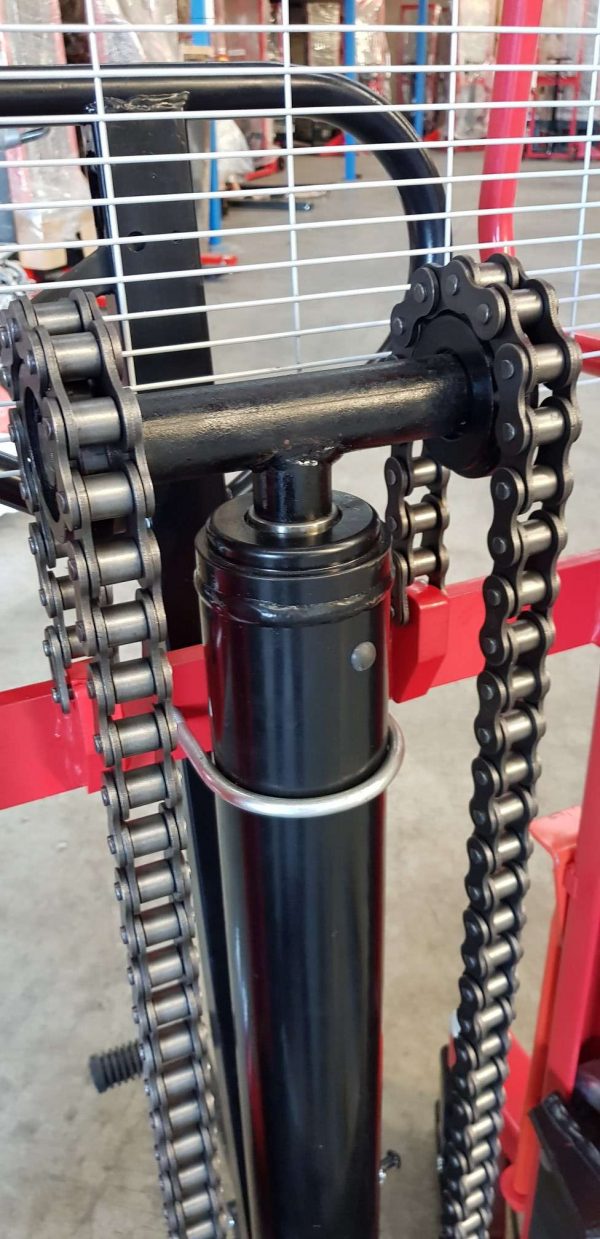 S15H Manual Adjustable Base Stacker 1.5Ton/1.6m