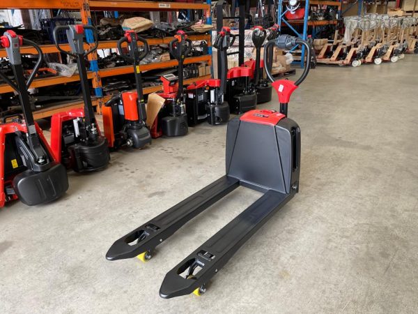 PLS15 (F4) - Full Electric 1.5 Ton Narrow