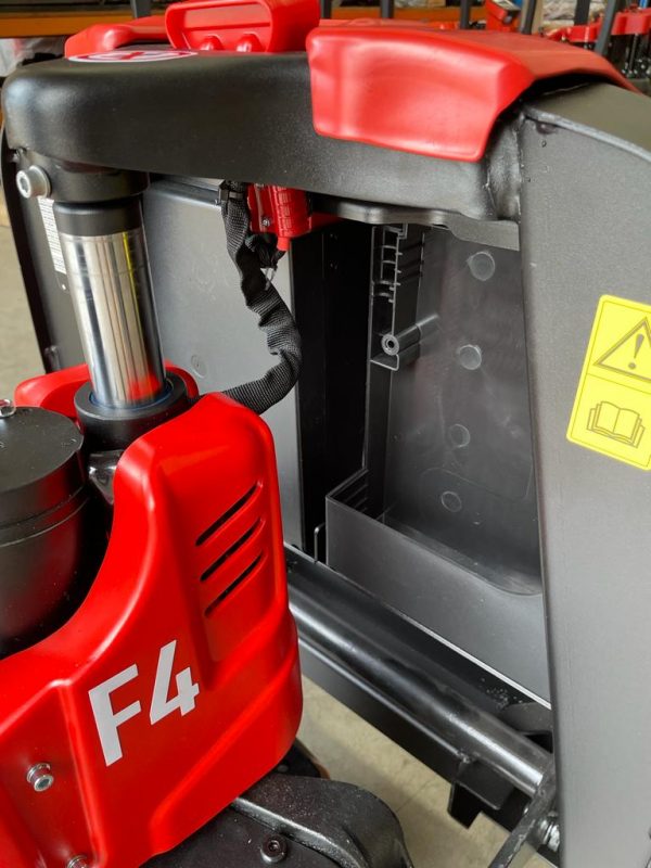 PLS15 (F4) - Full Electric 1.5 Ton Narrow