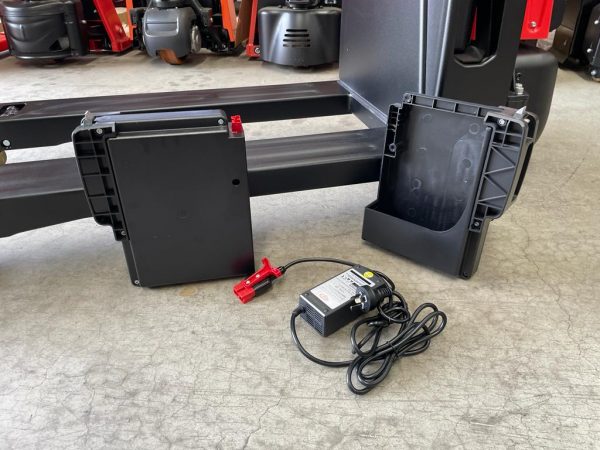PLS15 (F4) - Full Electric 1.5 Ton Narrow