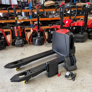 PLS15 (F4) - Full Electric 1.5 Ton Narrow